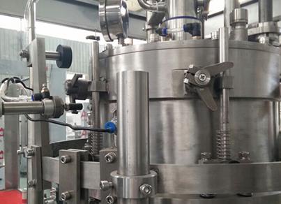 beer bottle filling machine