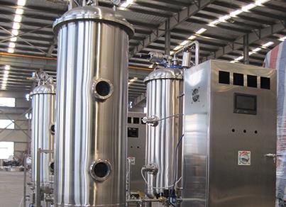 máquina de llenado de agua de soda